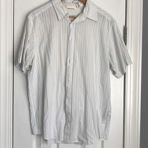 DKNY size L men’s button down shirt